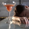 Не упустила случая: Крымчанка «обчистила» в баре пьяную женщину