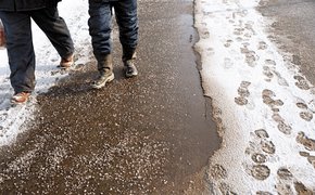 В Крыму уже готовятся к гололеду на дорогах