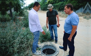 Председатель правительства Крыма осмотрел текущие канализационные проблемы