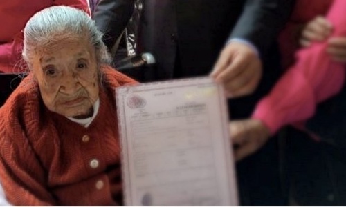 117-летняя мексиканка умерла, получив свидетельство о рождении