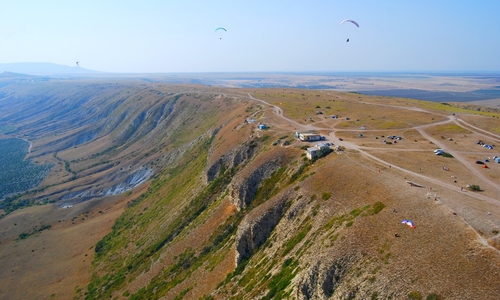 В Крыму реконструируют дорогу на гору Клементьева