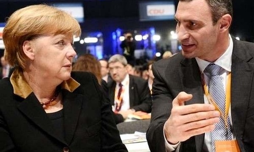 Мэр Киева засветился на партийном съезде Меркель