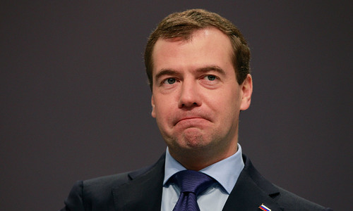 Крым медленно проходит диспансеризацию, – Медведев