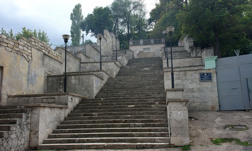 В Керчи срывают реконструкцию Митридатской лестницы