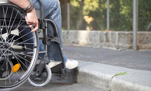В Феодосии пойман мошенник на инвалидной коляске