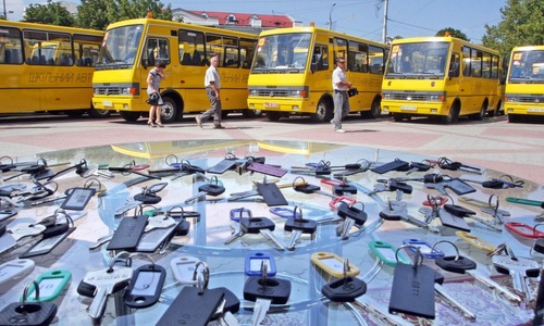 Крым получит 30 школьных автобусов