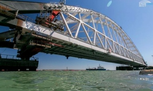 Сотни строителей моста в Крым ждет «чистилище»