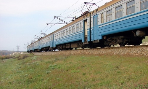 Еще месяц из Украины в Крым можно добираться на поезде