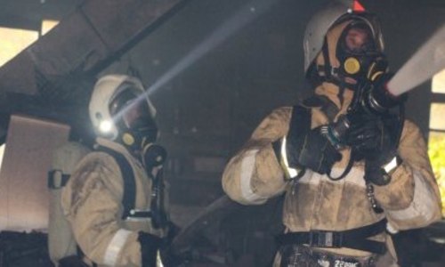 Спасатели вытащили 8 человек из пожара в Симферополе