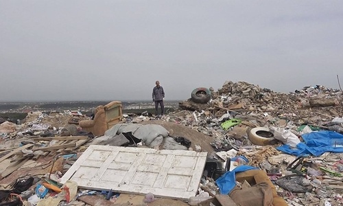 Аксенов грозит увольнениями за свалку мусора в Каменке