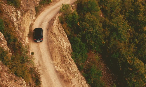 mashiny v krymu padayut s gor regulyarno