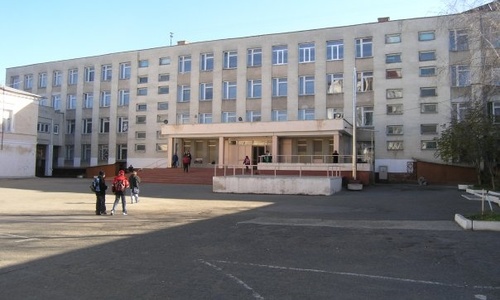 В гимназии Симферополя ребенок открыл стрельбу