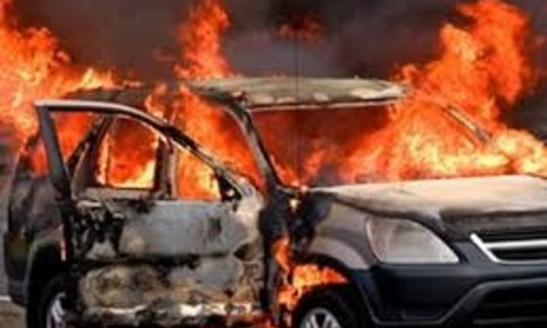 На границе с Крымом сгорели два автомобиля