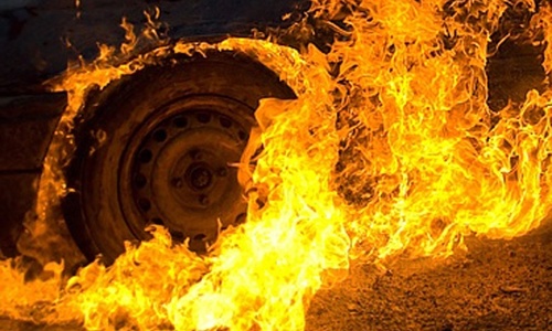 Ни дня без поджога: В Симферополе сгорел четырнадцатый автомобиль