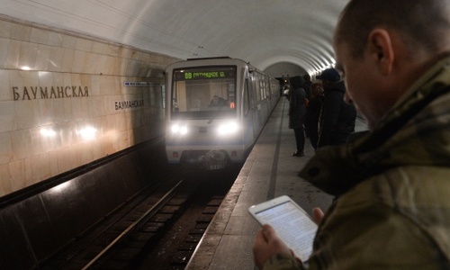 В Москве девушка покончила с собой, бросившись под поезд