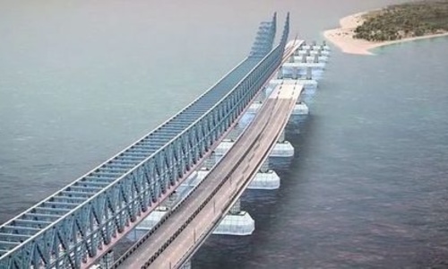 Столкновение сухогруза с Керченским мостом не повлияет на его строительство