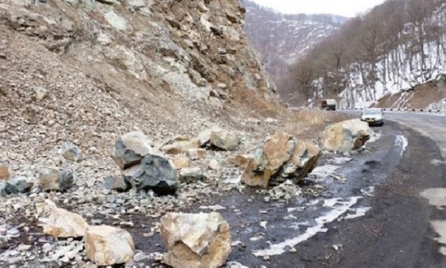 Трассу Севастополь-Ялта защитят от камнепадов