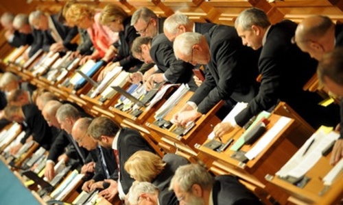 Сенат Чехии открестился от слов Земана по Крыму