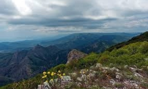 В крымских горах снова заблудились туристы