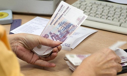 В Крыму повысят минимальную зарплату бюджетникам