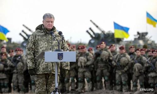 В 10 областях Украины введено военное положение