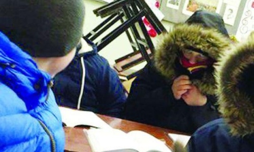 Крымских школьников отправили домой греться
