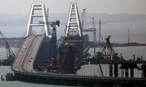 В России нашли самую безопасную дорогу – это Крымский мост