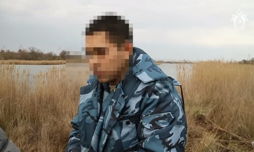 Появилось видео допроса убийцы семьи Ларьковых