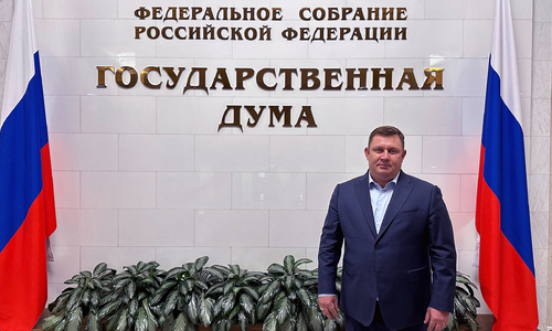 Новый депутат Госдумы от Крыма прибыл в Москву получать кабинет