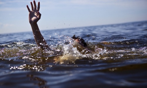 В водоемах Крыма утонуло двое