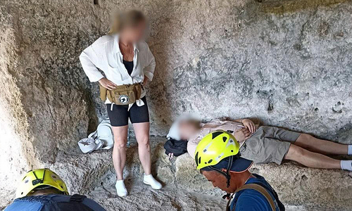 Турист не смог уйти из пещерного города своими ногами