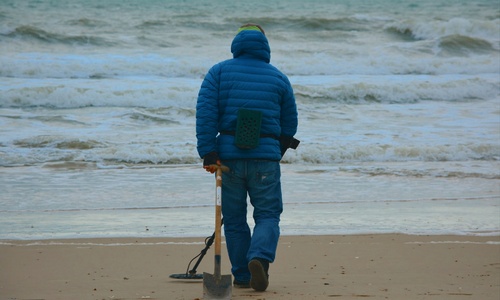 В гулянии с металлоискателем по пляжам Крыма есть смысл