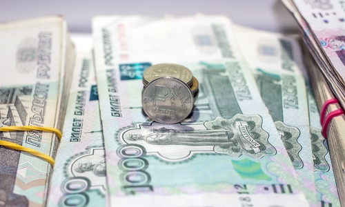 Чиновник в Ялте незаконно перечислил 900 тысяч рублей аванса