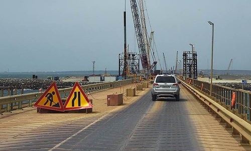 Автоподход к мосту в Крым достроят к концу апреля