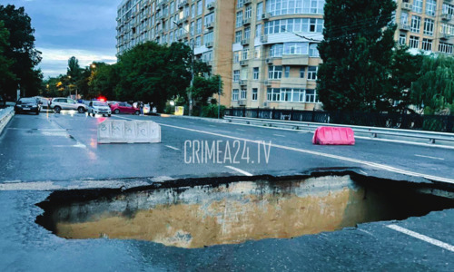 Перекрытая улица Толстого в Симферополе затруднит городское движением