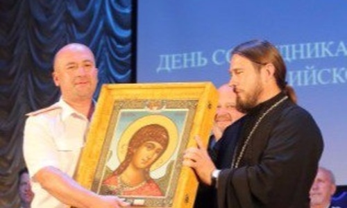Крымские следователи заручились Божьей помощью