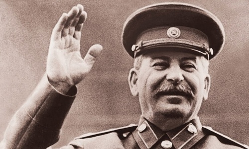 Открытию памятной доски Сталину предшествовали крики «Сталин – палач!»