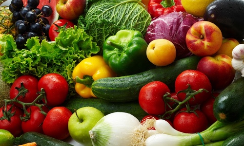 В Крым везли тонну небезопасных овощей