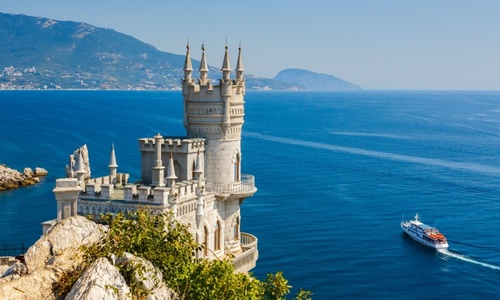 Крым стал четвертым в РФ по посещаемости туристами
