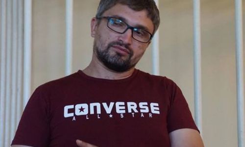 Блогера Мемедеминова осудили на два с половиной года