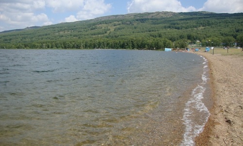 В Башкирии утонули мужчина и женщина, пытаясь на спор переплыть озеро
