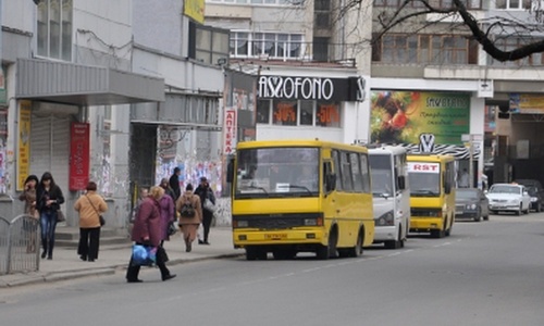 В Симферополе убрали треть автобусных маршрутов