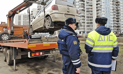 В Крыму будут принудительно эвакуировать авто
