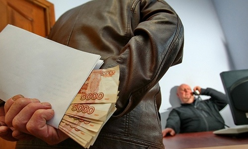 Далеко не все крымчане верят в борьбу с коррупцией