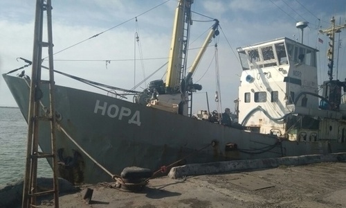 ФСБ вступилась за захваченное судно с керчанами
