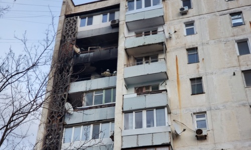 Из многоэтажки в Саках эвакуировали людей из-за пожара