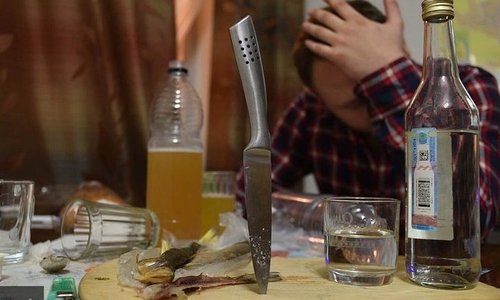 Севастопольский пенсионер убил ножом своего пасынка