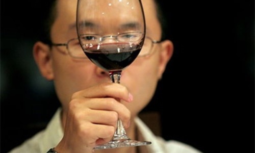 Крымское вино нужно продавать китайцам, считает министр сельского хозяйства