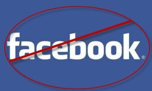 Facebook заблокировал рекламные аккаунты крымчан