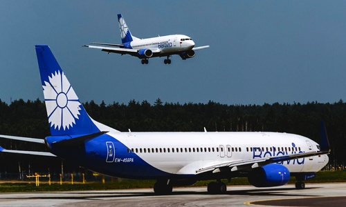 Ожидается, что первым в Крыму сядет белорусский самолет